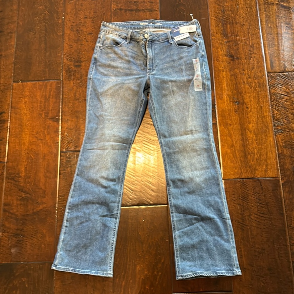 Brand new old navy jeans. 12 short mid-rise wow boot-cut. Asking 35